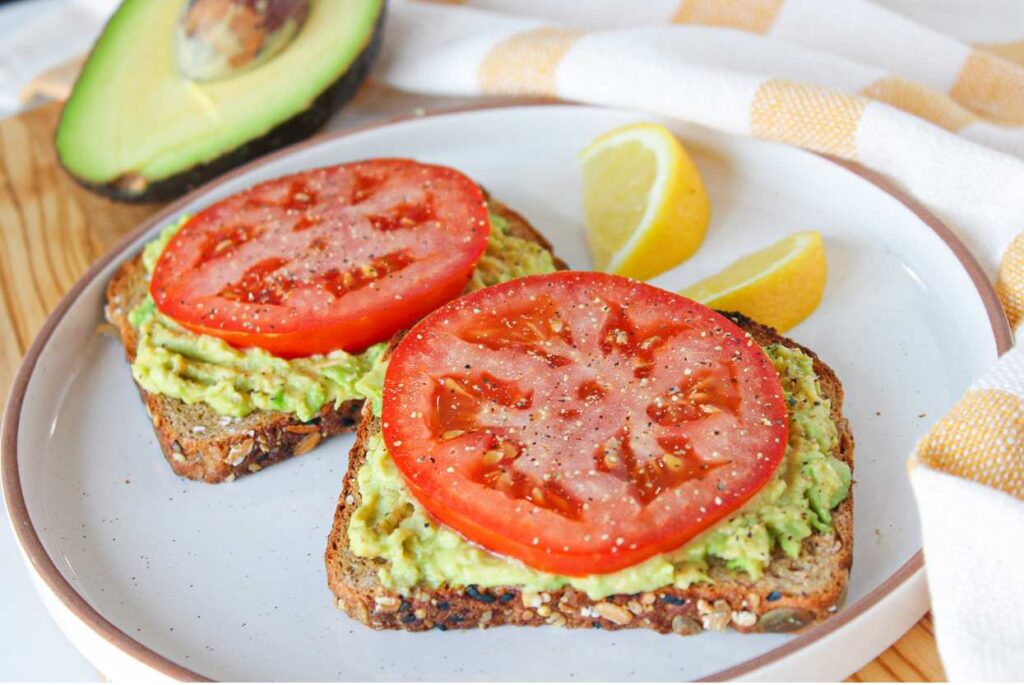 Avocado Toast with tomato